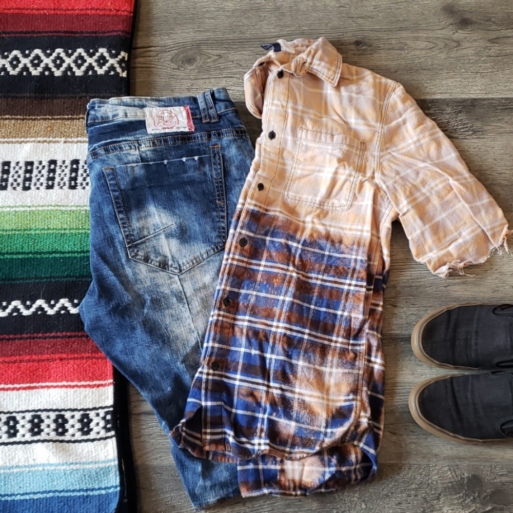 H&M Distressed Short sleeve